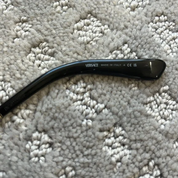 😎NIB Versace sunglasses - Picture 11 of 13